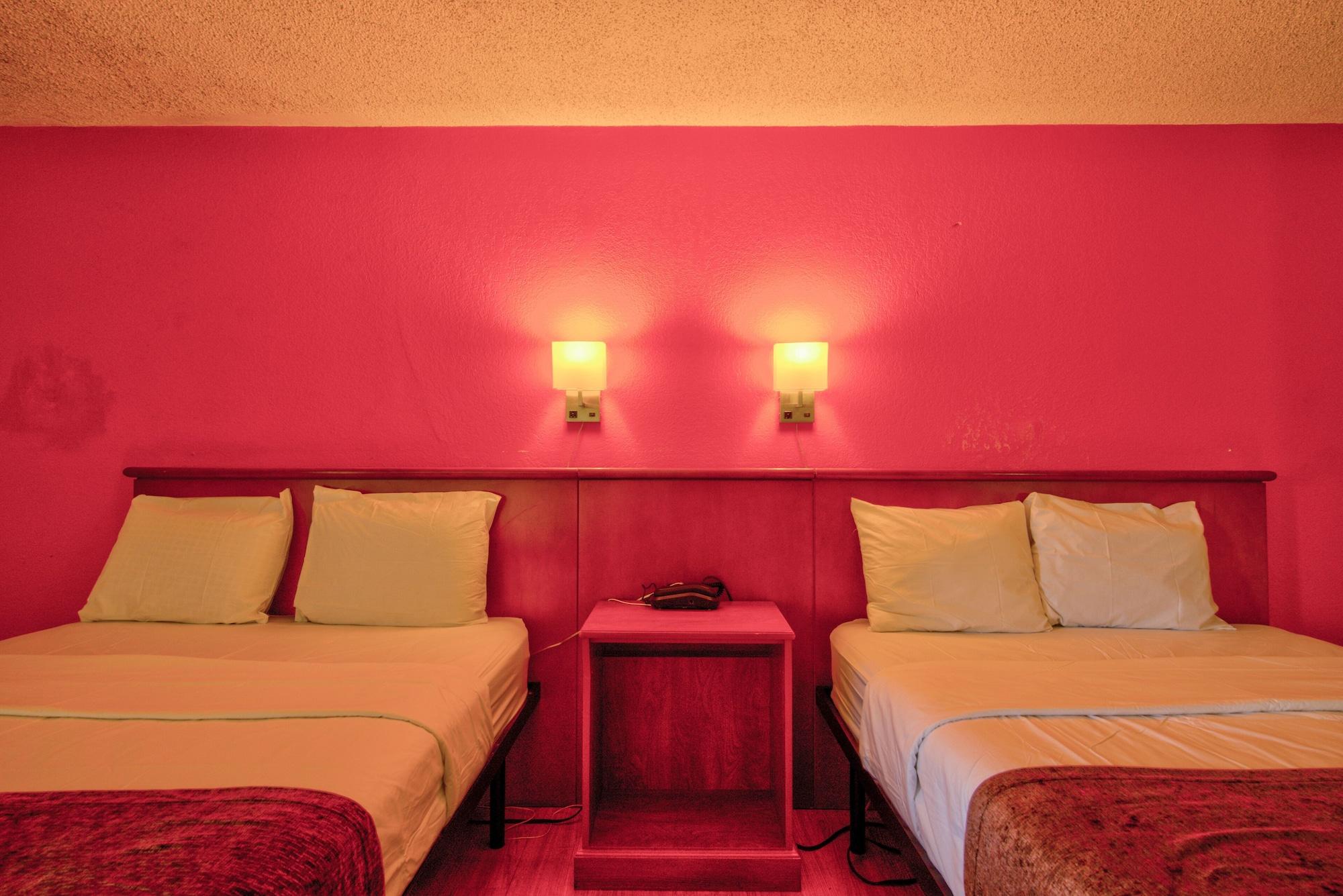 Clearwater Hotel Екстериор снимка