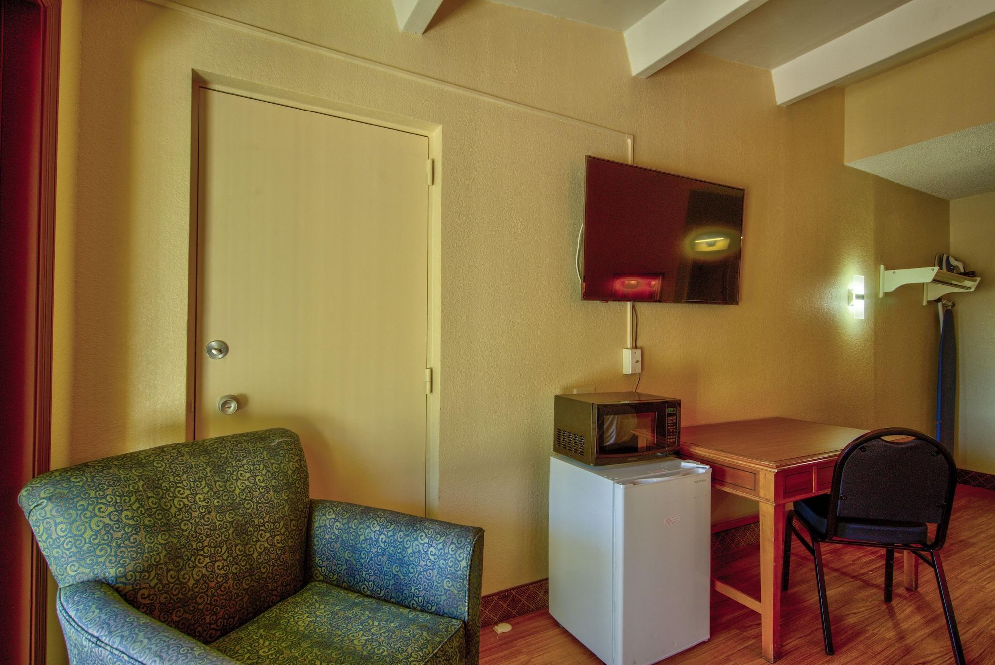 Clearwater Hotel Екстериор снимка